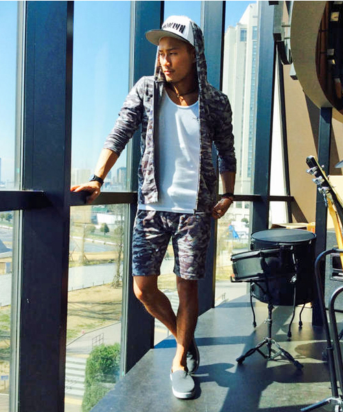 VENCEEXCHANGE（ヴァンスエクスチェンジ）の「パイルジャガードカモフラパーカー            （パーカー・メンズ・ネイビー/グレー・LARGE/MEDIUM）」の2枚目の写真