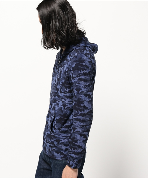 VENCEEXCHANGE（ヴァンスエクスチェンジ）の「パイルジャガードカモフラパーカー            （パーカー・メンズ・ネイビー/グレー・LARGE/MEDIUM）」の3枚目の写真