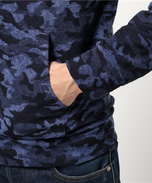 VENCEEXCHANGE（ヴァンスエクスチェンジ）の「パイルジャガードカモフラパーカー            （パーカー・メンズ・ネイビー/グレー・LARGE/MEDIUM）」の7枚目の写真