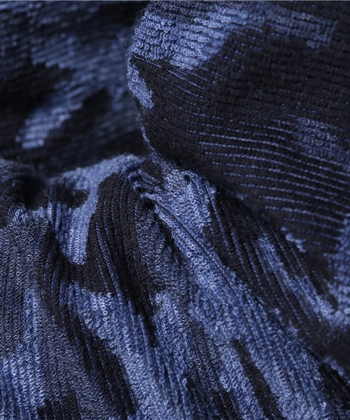 VENCEEXCHANGE（ヴァンスエクスチェンジ）の「パイルジャガードカモフラパーカー            （パーカー・メンズ・ネイビー/グレー・LARGE/MEDIUM）」の10枚目の写真