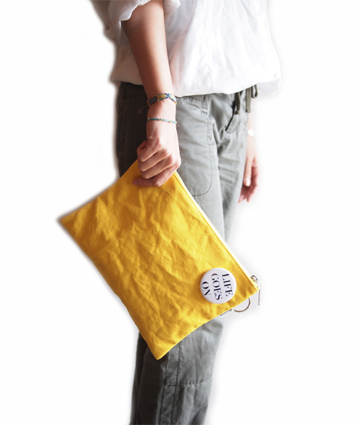 Micsmile（ミックスマイル）の「Micsmile2WAYクラッチバッグ (unisex)（クラッチバッグ・レディース・ブラウン/ネイビー/イエロー/グリーン・フリー）」の7枚目の写真