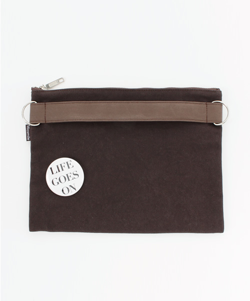 Micsmile（ミックスマイル）の「Micsmile2WAYクラッチバッグ (unisex)（クラッチバッグ・レディース・ブラウン/ネイビー/イエロー/グリーン・フリー）」の15枚目の写真