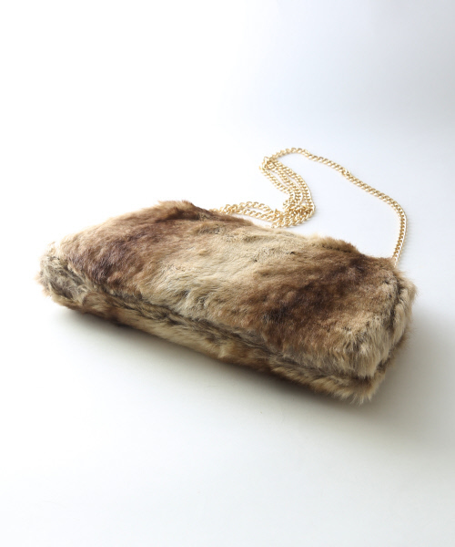 Rouge vif（ルージュヴィフ）の「ﾌｧｰｸﾗｯﾁ（クラッチバッグ・レディース・ベージュ・FREE）」の4枚目の写真