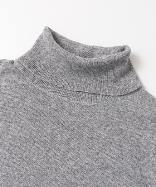 URBAN RESEARCH Sonny Label（アーバンリサーチサニーレーベル）の「Sonny Label ウォッシャブルベーシックタートルニット（ニット/セーター・レディース・オフホワイト/グレー/キャメル/パープル系その他/ブラック・FREE）」の20枚目の写真