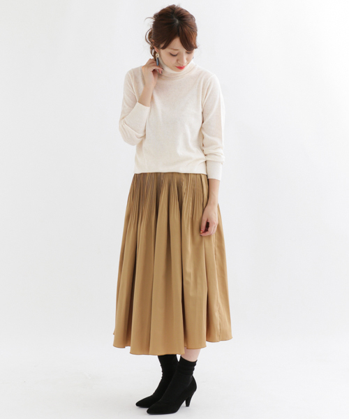 URBAN RESEARCH Sonny Label（アーバンリサーチサニーレーベル）の「Sonny Label ウォッシャブルベーシックタートルニット（ニット/セーター・レディース・オフホワイト/グレー/キャメル/パープル系その他/ブラック・FREE）」の6枚目の写真