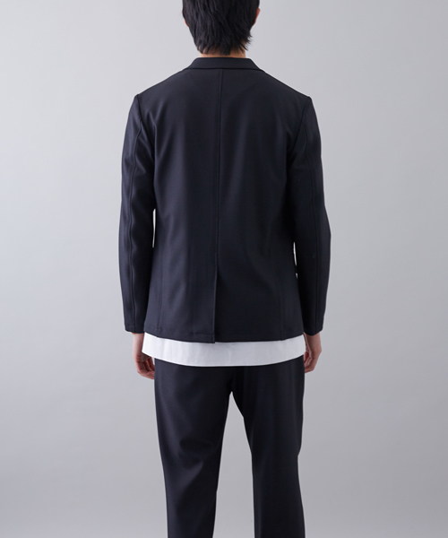 STUDIOUS（ステュディオス）の「サマーCOOLライトジャケット（テーラードジャケット・メンズ・ベージュ/ブラック・1/3/2）」の17枚目の写真