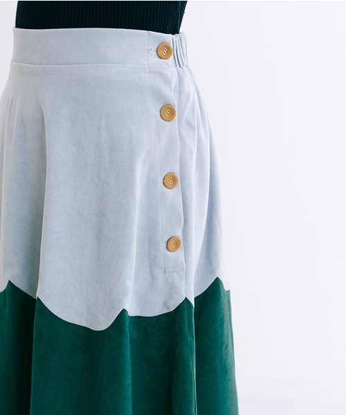 MERLOT（メルロー）の「スエード調スカラップ切替フレアスカート7112（スカート・レディース・ブラウン/グリーン/ネイビー/オレンジ・FREE）」の10枚目の写真