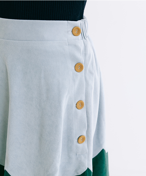 MERLOT（メルロー）の「スエード調スカラップ切替フレアスカート7112（スカート・レディース・ブラウン/グリーン/ネイビー/オレンジ・FREE）」の11枚目の写真