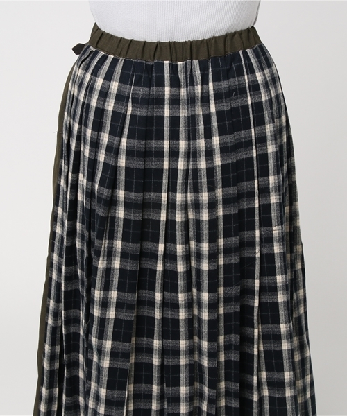 POU DOU DOU（プードゥドゥ）の「チェックキルト風プリーツスカート（スカート・レディース・レッド/ブラウン/ネイビー・3）」の5枚目の写真