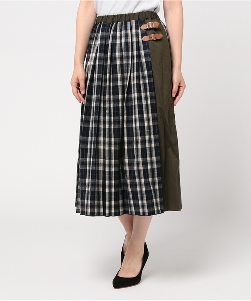 POU DOU DOU（プードゥドゥ）の「チェックキルト風プリーツスカート（スカート・レディース・レッド/ブラウン/ネイビー・3）」の9枚目の写真