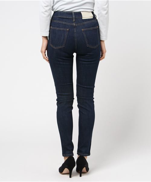 MURUA（ムルーア）の「fit skinnyパンツ（デニムパンツ・レディース・ブルー/インディゴブルー・0/1/2）」の4枚目の写真