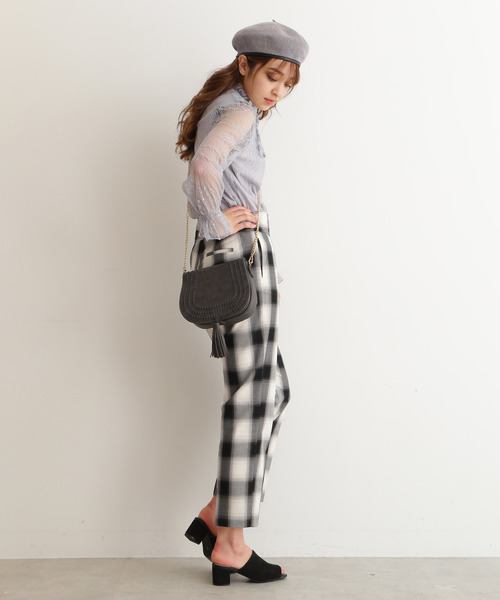 FREE'S MART（フリーズマート）の「◆ぼかしチェックテーパードパンツ（その他パンツ・レディース・ブラック系その他/レッド系その他・SMALL/MEDIUM）」の5枚目の写真