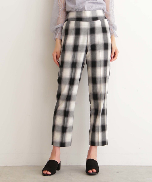 FREE'S MART（フリーズマート）の「◆ぼかしチェックテーパードパンツ（その他パンツ・レディース・ブラック系その他/レッド系その他・SMALL/MEDIUM）」の3枚目の写真