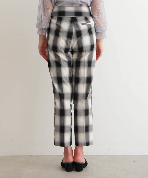 FREE'S MART（フリーズマート）の「◆ぼかしチェックテーパードパンツ（その他パンツ・レディース・ブラック系その他/レッド系その他・SMALL/MEDIUM）」の14枚目の写真