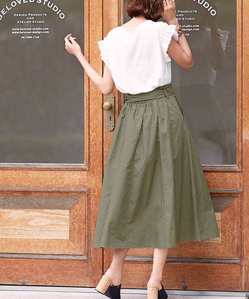 Pierrot(ピエロ)の「ベルト付きロングトレンチスカート(スカート・レディース・ベージュ/ベージュ系その他/ネイビー/ライトベージュ/カーキ・M/L)」の16枚目の写真