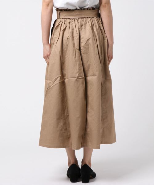 Pierrot(ピエロ)の「ベルト付きロングトレンチスカート(スカート・レディース・ベージュ/ベージュ系その他/ネイビー/ライトベージュ/カーキ・M/L)」の6枚目の写真