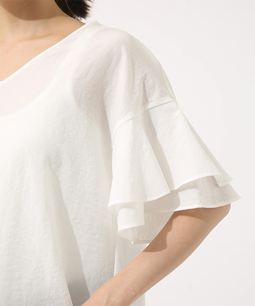 AZUL by moussy（アズールバイマウジー）の「バックリボンフリルBL（Tシャツ/カットソー・レディース・ホワイト系その他/ブラック/ダークネイビー/オフホワイト・MEDIUM/SMALL）」の21枚目の写真