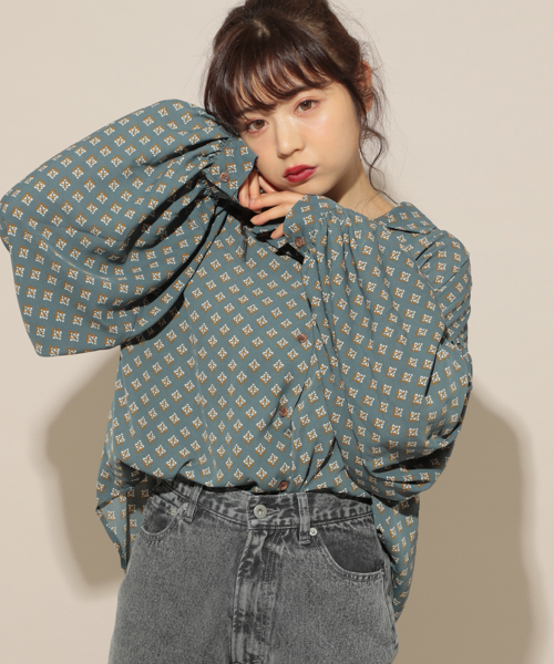 apres jour（アプレジュール）の「アソート袖ボリューム開襟シャツ【ZOZOTOWN限定アイテム】（シャツ/ブラウス・レディース・ベージュ/ライトグリーン/サックスブルー/マスタード/ライトブルー/ピンク/アイボリー/ダークブルー・フリー）」の6枚目の写真