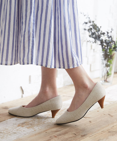 ALETTA（アレッタ）の「ALETTA-ｱﾚｯﾀ- 究極のプレーンパンプス -スクエアトゥ5cmヒール-（パンプス・レディース・ブラック/ブラック系その他/グレー/グレイッシュベージュ/ベージュ系その他/ブルー系その他/マスタード/シルバー系その他/その他/スモークピンク/ダークブラウン/ナチュラル/アッシュグレー/トップグレー/杢グレー/ライトグレー/ブラック系・22.5cm/23.0cm/23.5cm/24.0cm/24.5cm/25.0cm/22.0cm/21.5cm/26.0cm/25.5cm）」の11枚目の写真