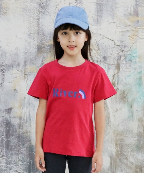 Bee des Bee(ビーデスビー)の「半袖プリントTシャツ(Tシャツ/カットソー・キッズ・ホワイト/ブラック/グレー/チャコール/ミント/ダークグリーン/グリーン/レッド/サックスブルー/ブラウン/イエロー/ネイビー/パープル/エメラルド/グリーン系その他/杢グレー/オレンジ/カーキ/ブラック系その他/ホワイト系その他/ワイン/ライトイエロー/グリーン系その他2/ベージュ・110cm/100cm/120cm/130cm/140cm/150cm)」の22枚目の写真