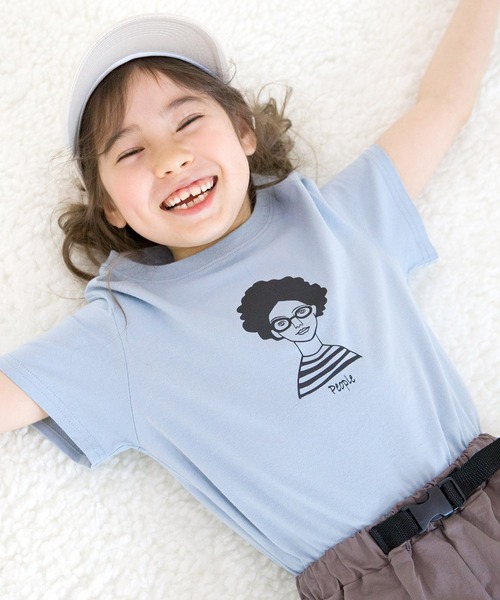 Bee des Bee(ビーデスビー)の「半袖プリントTシャツ(Tシャツ/カットソー・キッズ・ホワイト/ブラック/グレー/チャコール/ミント/ダークグリーン/グリーン/レッド/サックスブルー/ブラウン/イエロー/ネイビー/パープル/エメラルド/グリーン系その他/杢グレー/オレンジ/カーキ/ブラック系その他/ホワイト系その他/ワイン/ライトイエロー/グリーン系その他2/ベージュ・110cm/100cm/120cm/130cm/140cm/150cm)」の18枚目の写真