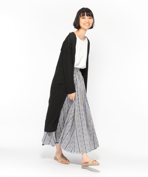 LAKOLE（ラコレ）の「【マシーンウォッシャブル】12Gリネン混ロングカーディガン / LAKOLE（カーディガン/ボレロ・レディース・ダークブラウン/ブラック/ライトグレー・FREE）」の5枚目の写真