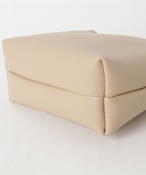 CURI BISCUI（キュリ　ビスキュイ）の「ポーチ付き合皮トート（トートバッグ・レディース・ブラック/オフホワイト/ブルー/ベージュ・FREE）」の10枚目の写真