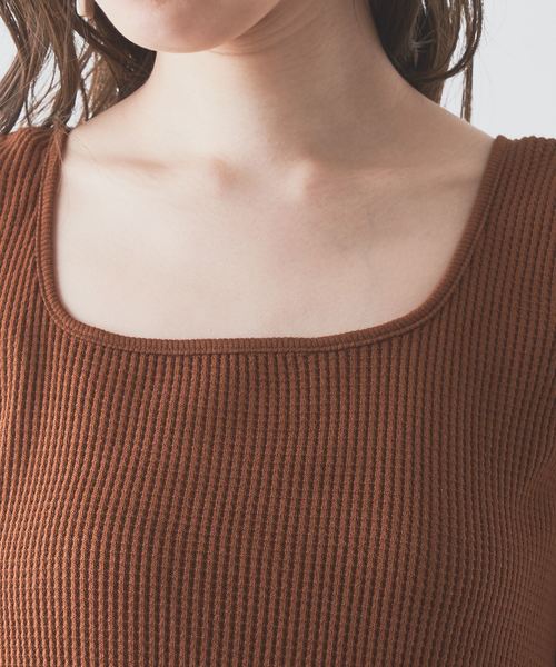 natural couture（ナチュラルクチュール）の「ワッフルスクエアタンク（タンクトップ・レディース・ブラック/ブラウン/レッド/オフホワイト・FREE）」の18枚目の写真