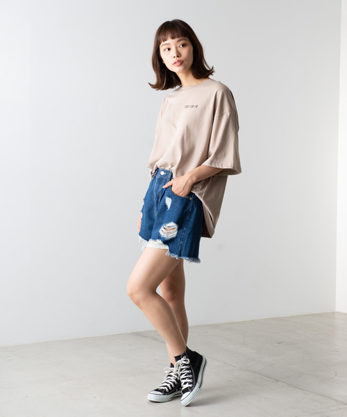 WEGO（ウィゴー）の「WEGO/フラワーバックフォトプリントTシャツ（Tシャツ/カットソー・レディース・ブラック/ベージュ/ホワイト/ピンク・FREE）」の11枚目の写真