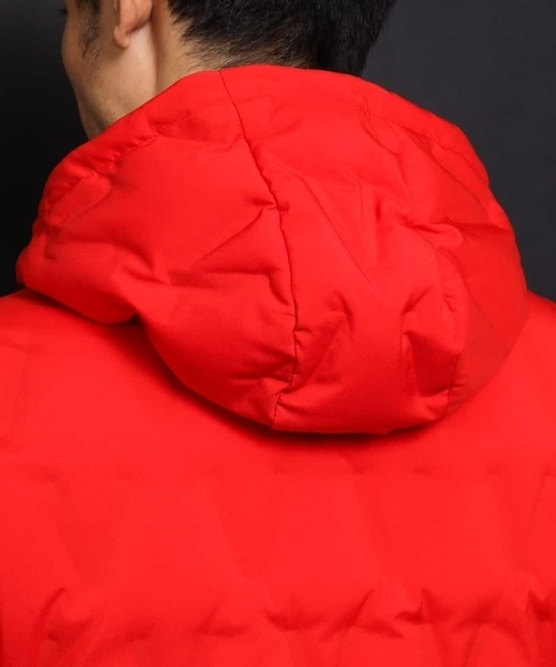 MICHEL KLEIN HOMME (ミッシェルクランオム)の「ダウン(ハーリキンクリンプ)(ダウンジャケット/コート・メンズ・ネイビー/レッド/イエロー・46/48/51)」の8枚目の写真