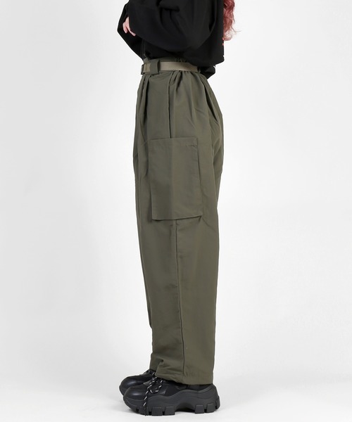 DING(ディング)の「DING/【2点セット】ベルト付きカーゴパンツ(カーゴパンツ・レディース・ブラック/カーキ・FREE)」の3枚目の写真