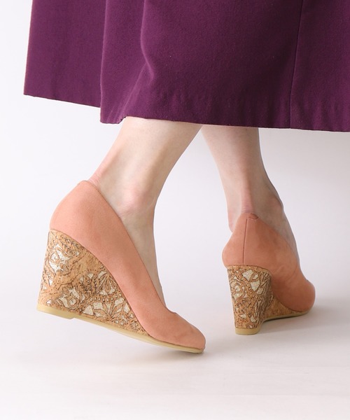 artemis by DIANA(アルテミスバイダイアナ)の「オープントゥウェッジパンプス(パンプス・レディース・グレー/ブラック/オレンジ・23.0cm/23.5cm/25.0cm/22.5cm/24.0cm/24.5cm/22.0cm)」の17枚目の写真