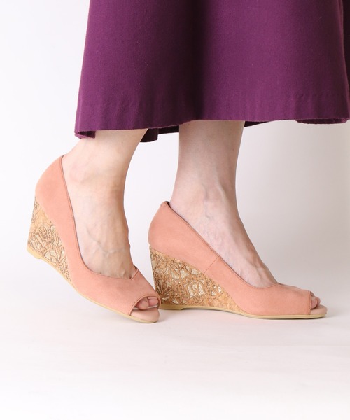 artemis by DIANA(アルテミスバイダイアナ)の「オープントゥウェッジパンプス(パンプス・レディース・グレー/ブラック/オレンジ・23.0cm/23.5cm/25.0cm/22.5cm/24.0cm/24.5cm/22.0cm)」の18枚目の写真