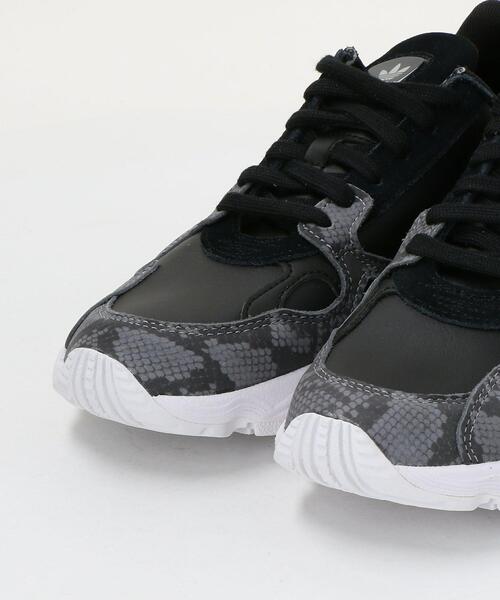 adidas Originals（アディダスオリジナルス）の「＜adidas Originals(アディダス)＞FALCON レザースニーカー ο（スニーカー・レディース・ブラック・23cm/22.5cm/23.5cm/24cm/24.5cm/25cm）」の3枚目の写真