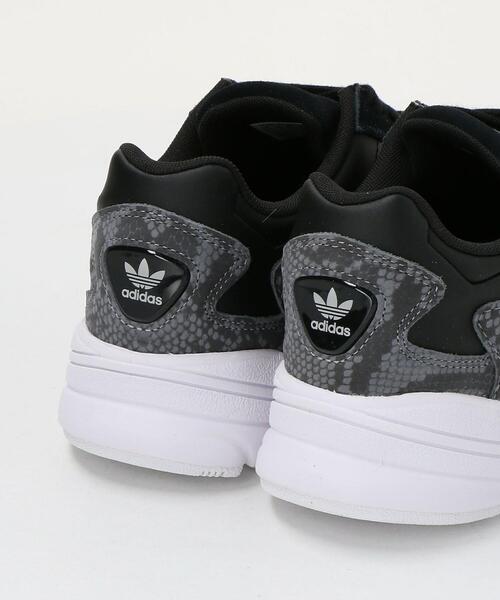 adidas Originals（アディダスオリジナルス）の「＜adidas Originals(アディダス)＞FALCON レザースニーカー ο（スニーカー・レディース・ブラック・23cm/22.5cm/23.5cm/24cm/24.5cm/25cm）」の9枚目の写真