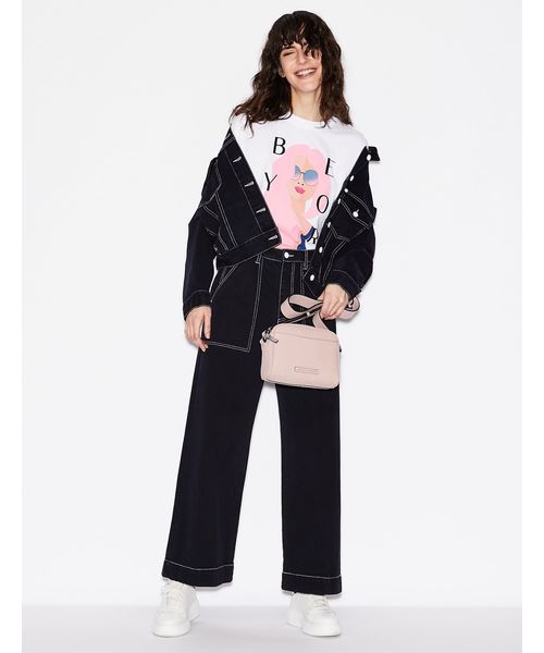 ARMANI EXCHANGE(アルマーニエクスチェンジ)の「【A|Xアルマーニ エクスチェンジ】フェイスプリントデザイン 半袖クルーネックTシャツ(Tシャツ/カットソー・レディース・ホワイト・LARGE/SMALL/MEDIUM/X-SMALL)」の5枚目の写真