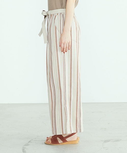 ONIGIRI（オニギリ）の「サイドスリット ワイドパンツ（その他パンツ・レディース・カーキ/オレンジ・SMALL/MEDIUM/LARGE）」の21枚目の写真