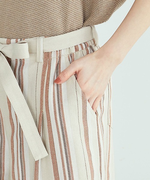 ONIGIRI（オニギリ）の「サイドスリット ワイドパンツ（その他パンツ・レディース・カーキ/オレンジ・SMALL/MEDIUM/LARGE）」の12枚目の写真