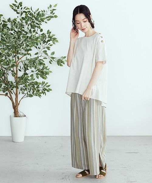 ONIGIRI（オニギリ）の「サイドスリット ワイドパンツ（その他パンツ・レディース・カーキ/オレンジ・SMALL/MEDIUM/LARGE）」の10枚目の写真