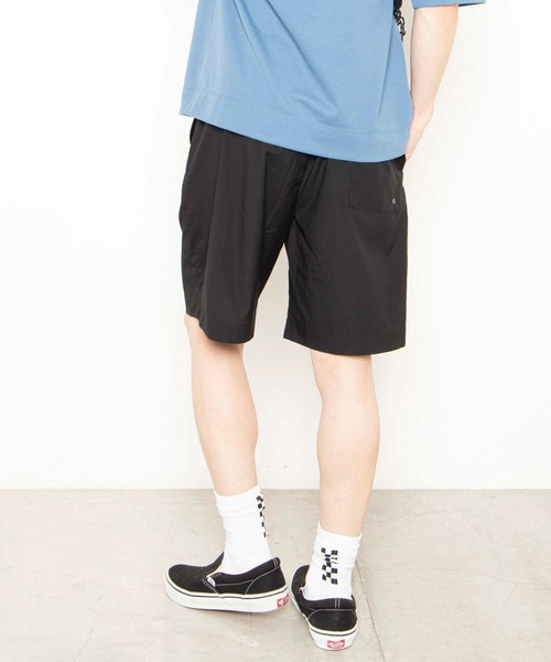 WEGO（ウィゴー）の「WEGO/MICRO AIR TECナイロンショートパンツ（その他パンツ・メンズ・ロイヤルブルー/カーキ/ブラック・MEDIUM/LARGE）」の2枚目の写真