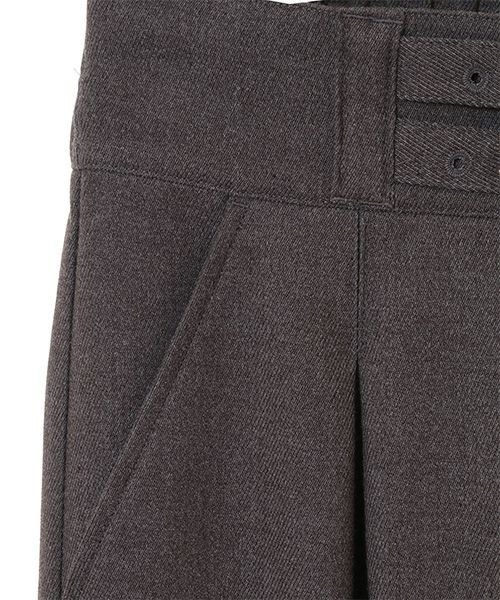 Candy Stripper（キャンディストリッパー）の「W BELT TUCK パンツ（その他パンツ・レディース・ブラック/グレー/イエロー・1/2）」の5枚目の写真