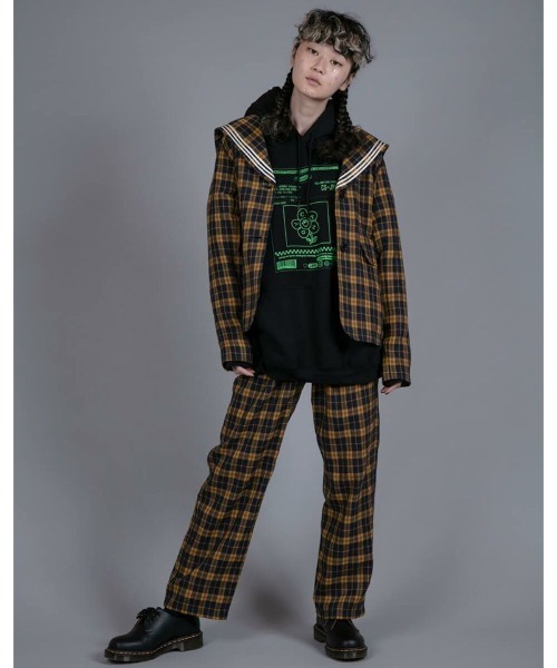 Candy Stripper（キャンディストリッパー）の「W BELT TUCK パンツ（その他パンツ・レディース・ブラック/グレー/イエロー・1/2）」の13枚目の写真