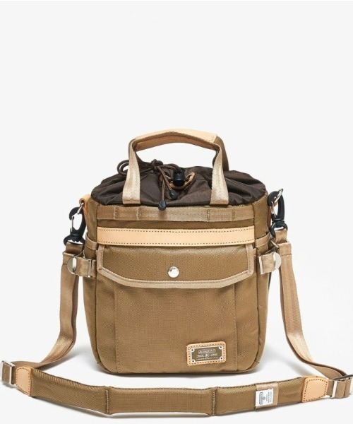 AS2OV(アッソブ)の「AS2OV (アッソブ) EXCLUSIVE BALLISTIC NYLON DRAWSTRING BAG 巾着ショルダー(トートバッグ・メンズ・ブラック/カーキ・FREE)」の2枚目の写真