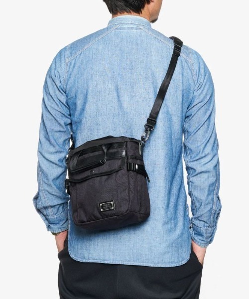 AS2OV(アッソブ)の「AS2OV (アッソブ) EXCLUSIVE BALLISTIC NYLON DRAWSTRING BAG 巾着ショルダー(トートバッグ・メンズ・ブラック/カーキ・FREE)」の3枚目の写真