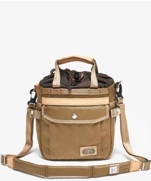 AS2OV(アッソブ)の「AS2OV (アッソブ) EXCLUSIVE BALLISTIC NYLON DRAWSTRING BAG 巾着ショルダー(トートバッグ・メンズ・ブラック/カーキ・FREE)」の4枚目の写真