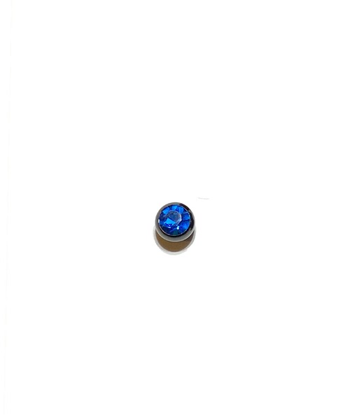 MORPH(モルフ)の「MORPH モルフ スワロフスキーボディピアスキャッチ 14ゲージ 6mm BLACK(ピアス(片耳用)・メンズ・スカイブルー/ブラック/レッド/ブルー/ライトグリーン/エメラルド/クリア/レインボー/ラベンダー/バイオレット/ローズ/ライトピンク・6)」の5枚目の写真