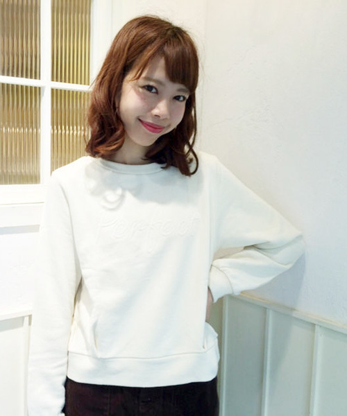 Kastane（カスタネ）の「【Kastane】PERFECTプリントプルオーバー（Tシャツ/カットソー・レディース・オフホワイト/グレー/レッド・FREE）」の2枚目の写真