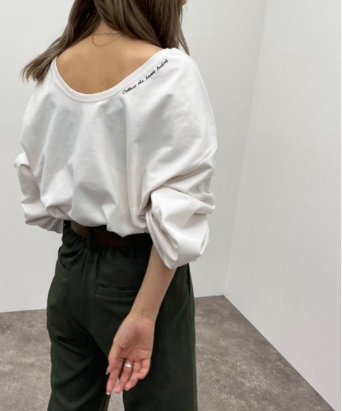 apres jour mignon(アプレジュールミニョン)の「バックUネックトップス【ZOZOTOWN限定アイテム】(Tシャツ/カットソー・レディース・グレイッシュベージュ/ブラック/ダークブルー/アイボリー・フリー/X-LARGE)」の2枚目の写真