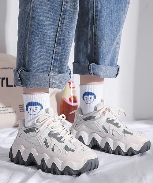 SVEC（シュベック）の「厚底 ソール ダッドシューズ（スニーカー・レディース・ホワイト/ブラック/ベージュ・36/37/38/40/39/35）」の12枚目の写真