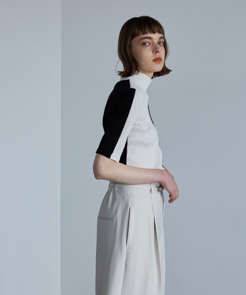 UNITED TOKYO（ユナイテッドトウキョウ）の「ブロッキングカットソー【手洗い可能】（Tシャツ/カットソー・レディース・ホワイト/ブルー/ブラック・FREE）」の8枚目の写真